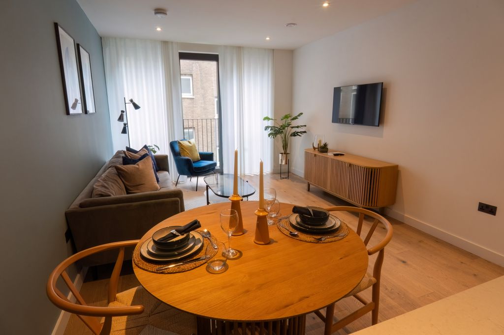 Property photo 2 of 29