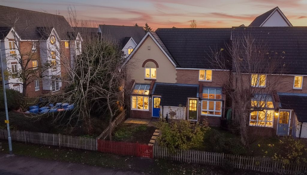 Property photo 1 of 14 4711301