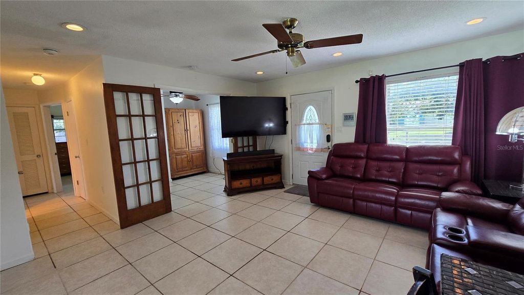 Property photo 3 of 15 <Alttext/>