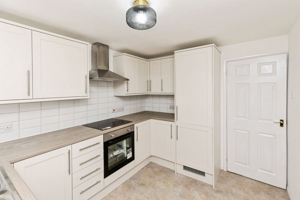 Property photo 2 of 18 Pbox-Img.Jpg