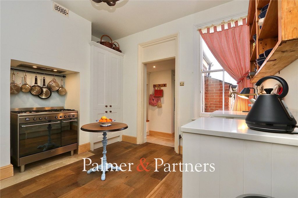 Property photo 2 of 25 Picture No. 05