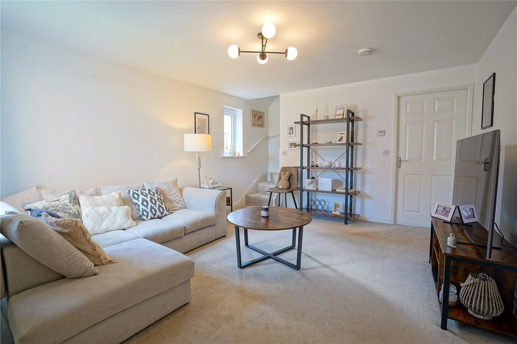 Property photo 2 of 12 Picture No. 08