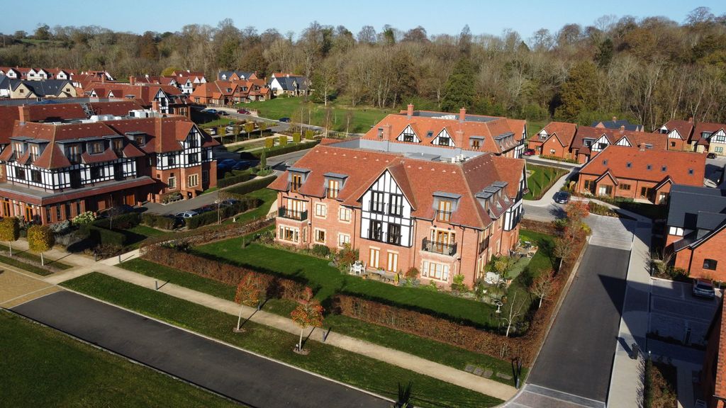 Property photo 1 of 25