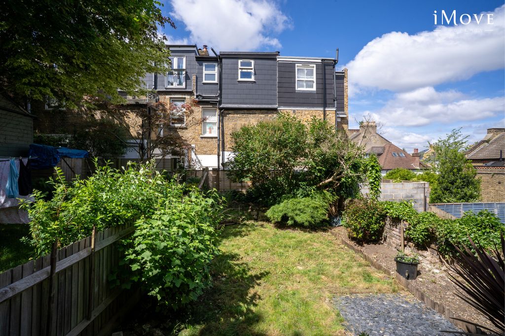 Property photo 3 of 17