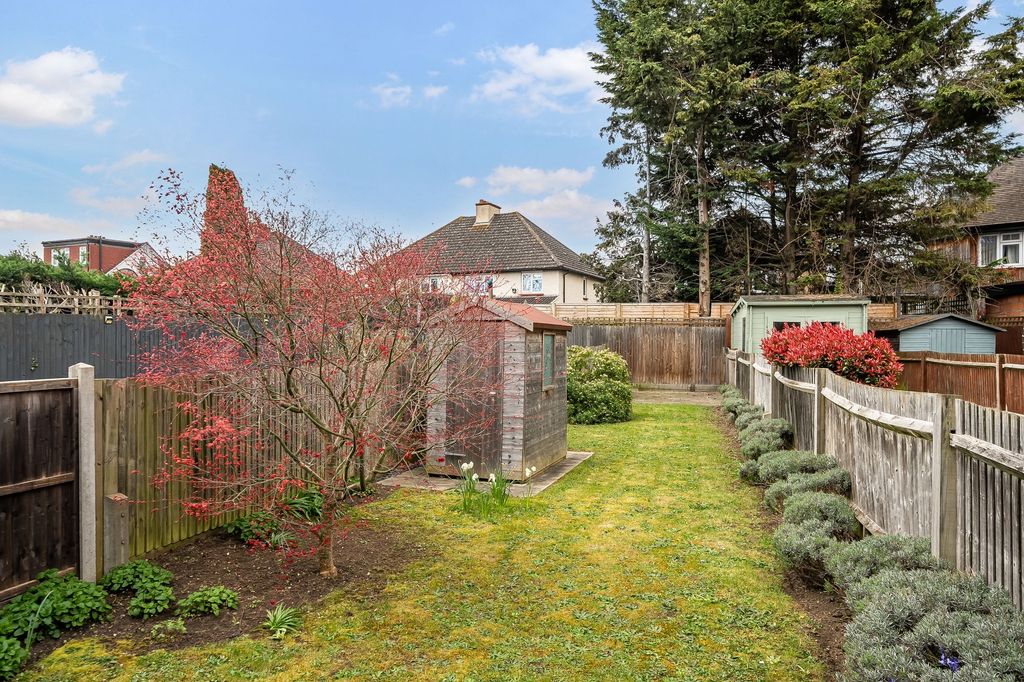 Property photo 2 of 17