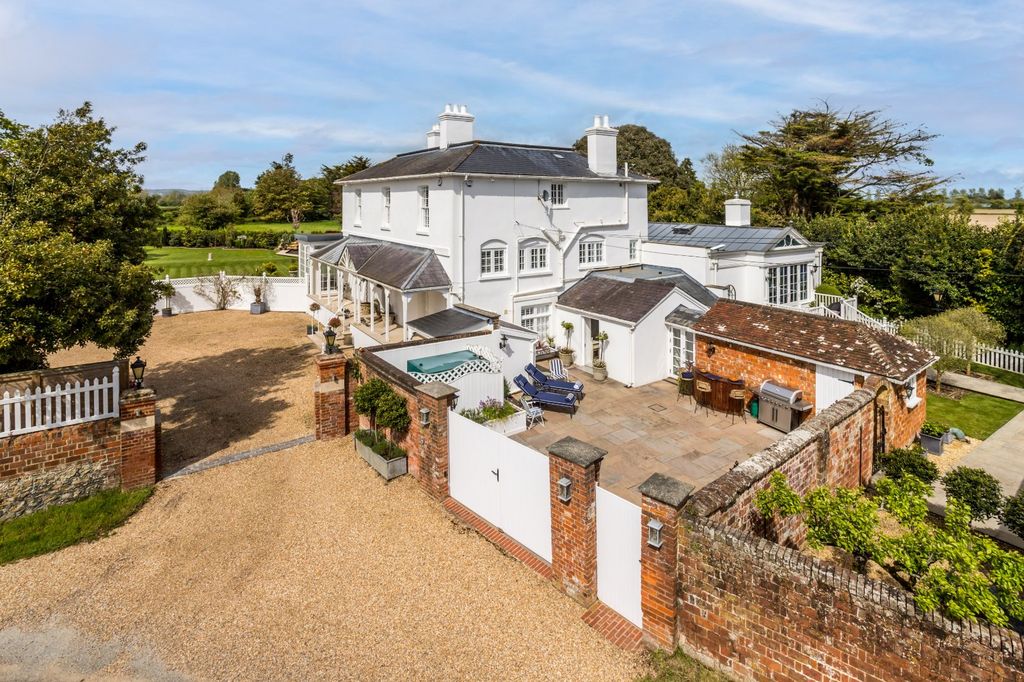 Property photo 3 of 26 Picture No. 03