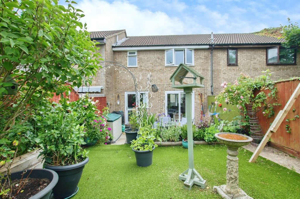 Property photo 2 of 16