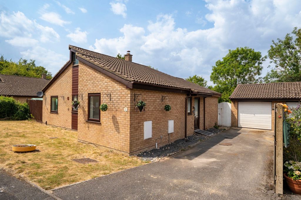 Property photo 1 of 19 Front