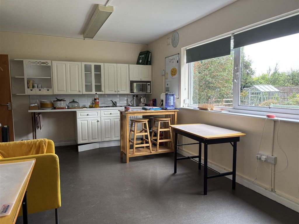 Property photo 3 of 5 3.Jpg