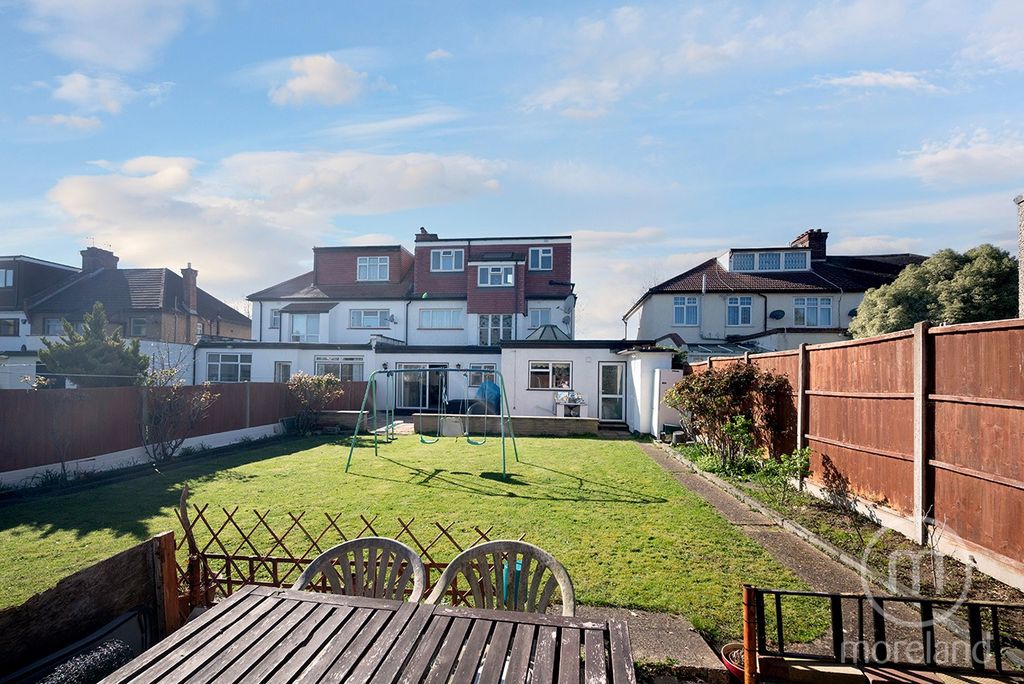 Property photo 1 of 18 4826100