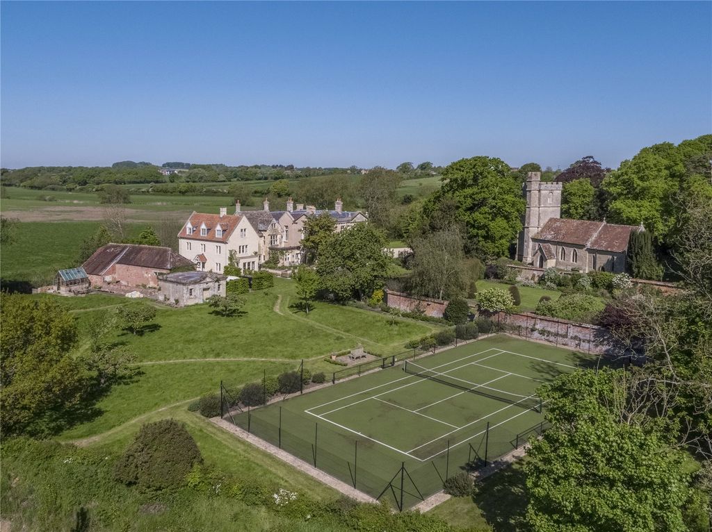 Property photo 2 of 27 Manston House