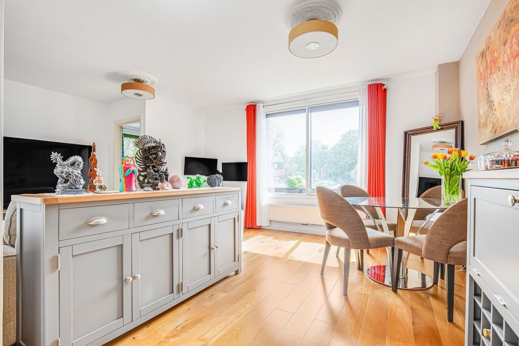 Property photo 1 of 8 07