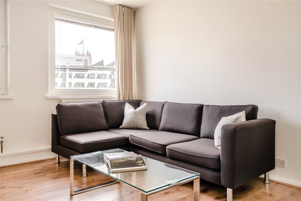 Property photo 3 of 14 Picture No. 26