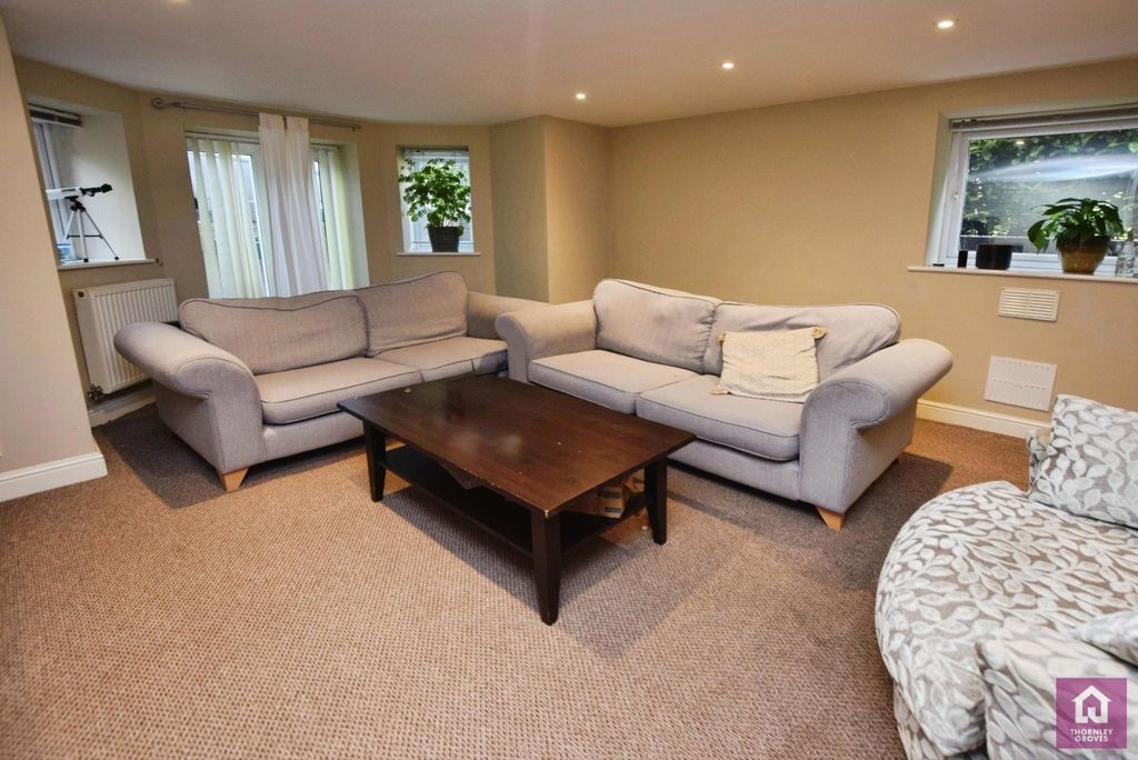 Property photo 3 of 15 Living Room