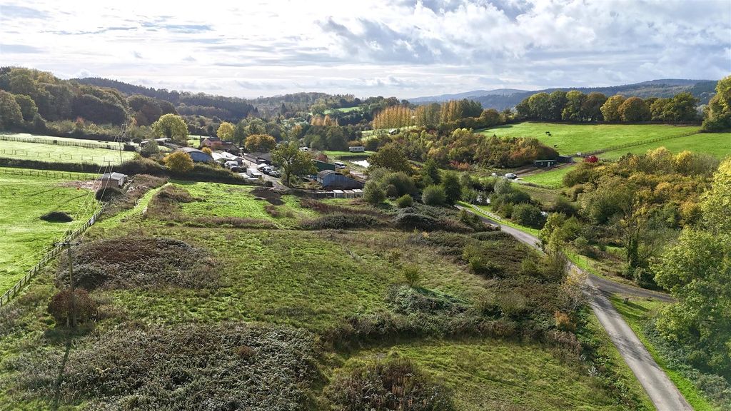 Property photo 1 of 2