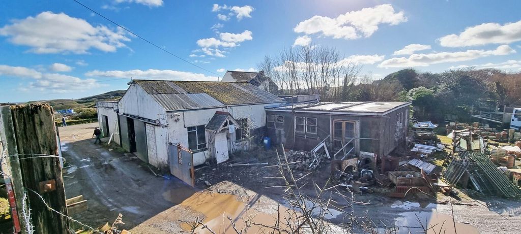 Property photo 2 of 4