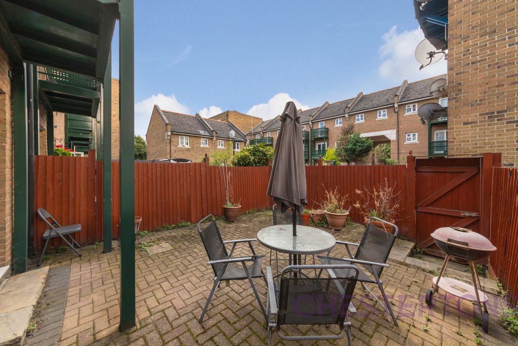 Property photo 3 of 15