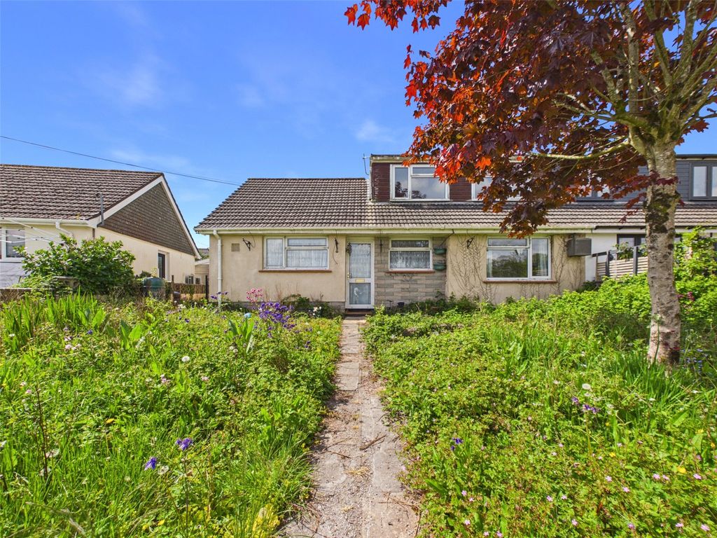 Property photo 1 of 11 Front