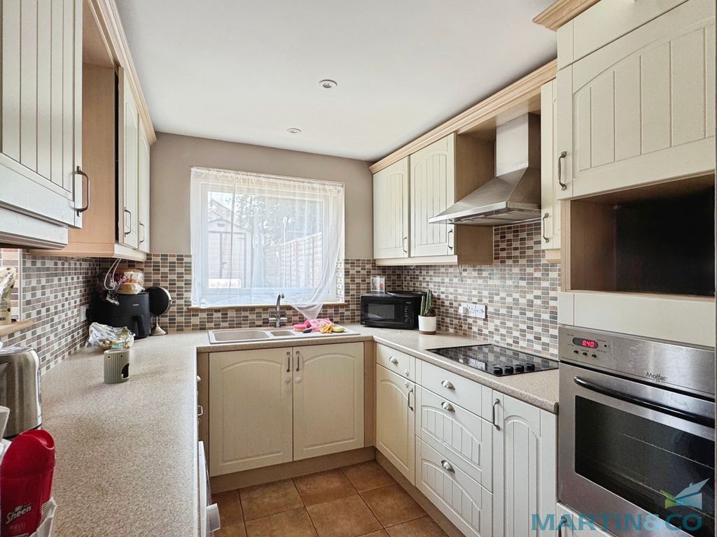 Property photo 2 of 15 7F4224F7--4E54-Ad73-79Acffe9C7Ea-49150-00001Afd5A9