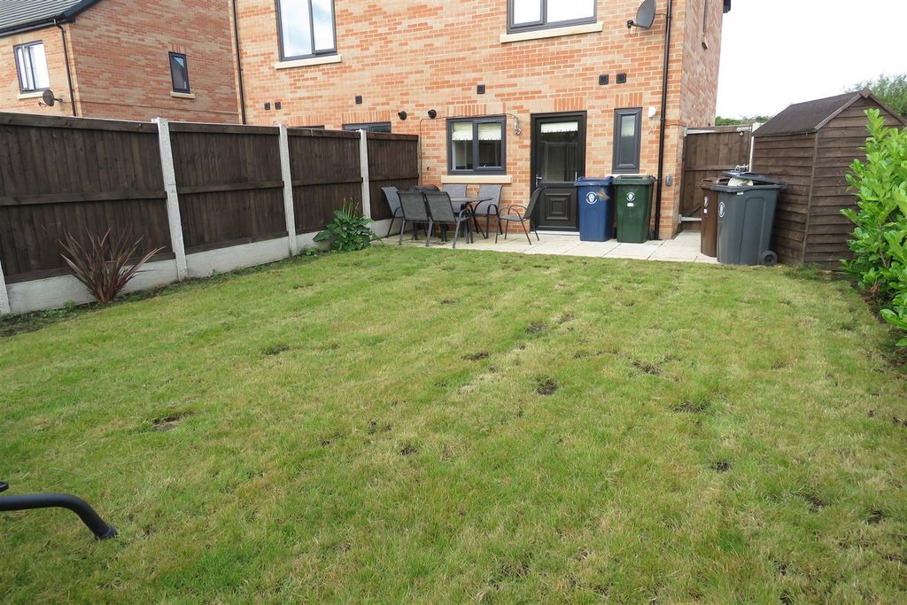 Property photo 2 of 13