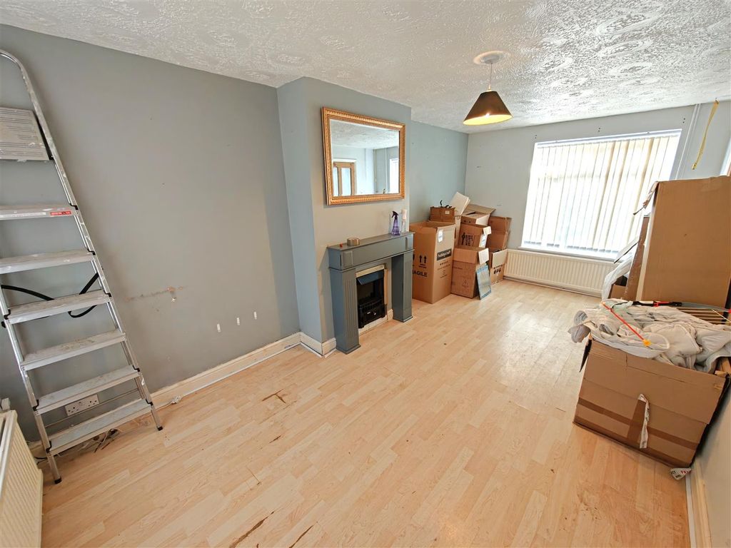 Property photo 2 of 22 3.Jpg