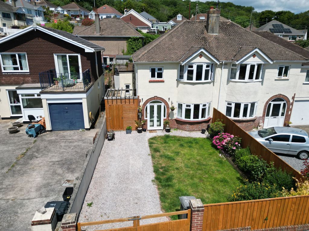 Property photo 1 of 21