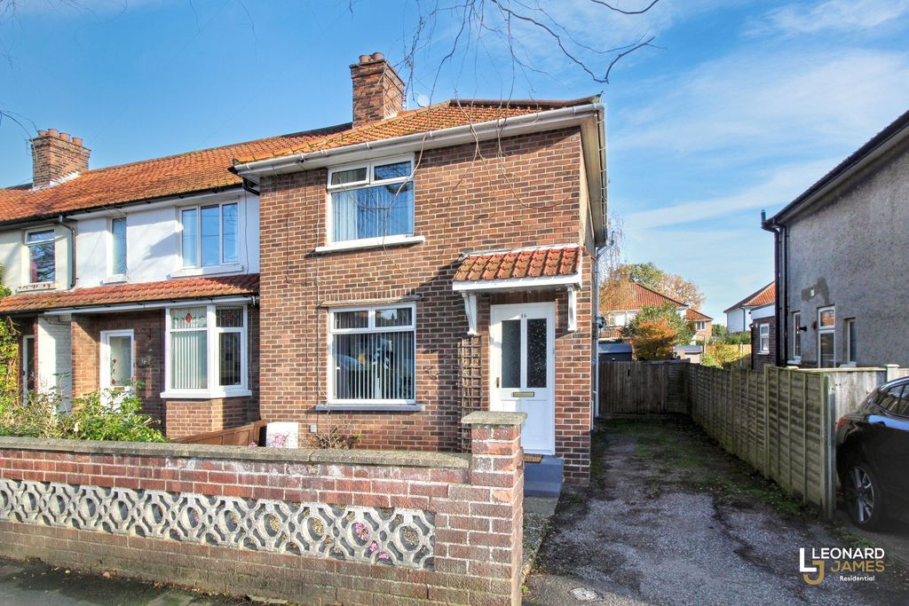 Property photo 1 of 12 14 Hilary Avenue