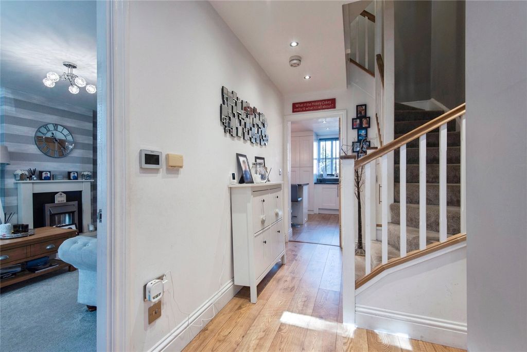 Property photo 2 of 16 Picture No. 42