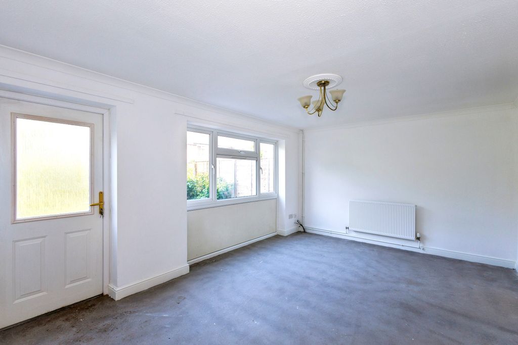 Property photo 2 of 16 18 Nash Drive, Abingdon, Oxfordshire Ox14 5Pt