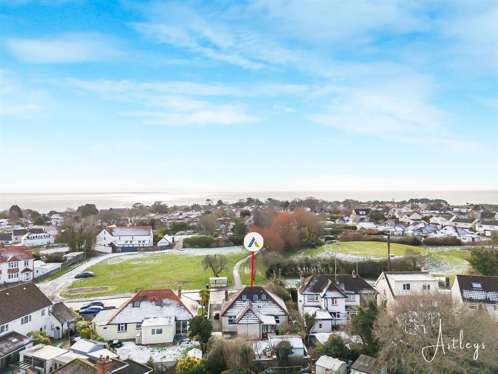 Property photo 3 of 21 0Jcd9Z0Rn1.Jpg