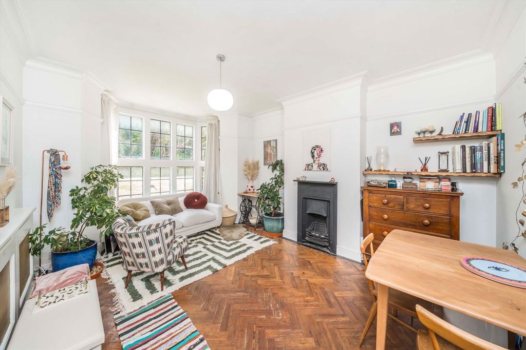 Property photo 2 of 6