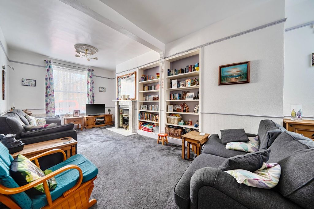 Property photo 3 of 19 1425799-6-69B168956B936.Jpg