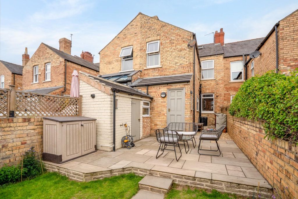 Property photo 1 of 21 CL-15.Jpg
