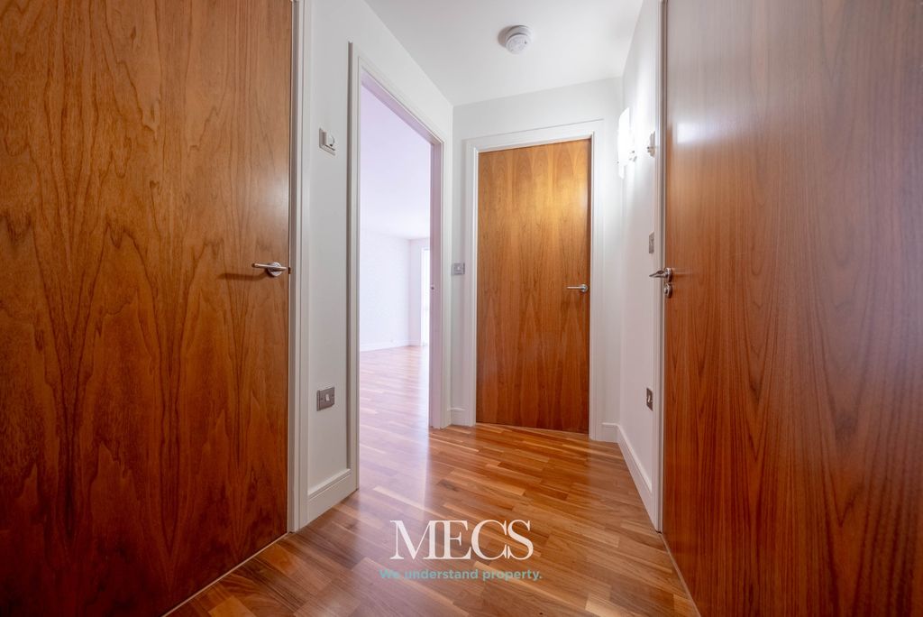 Property photo 3 of 7 4368893