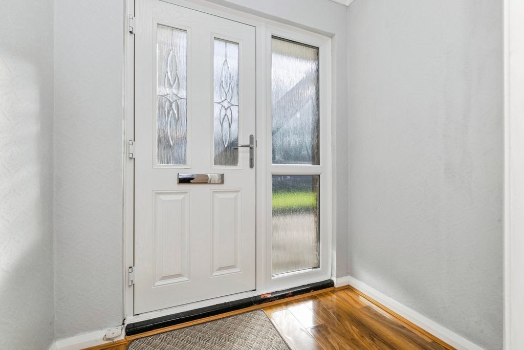 Property photo 2 of 19 Pbox-Img.Jpg