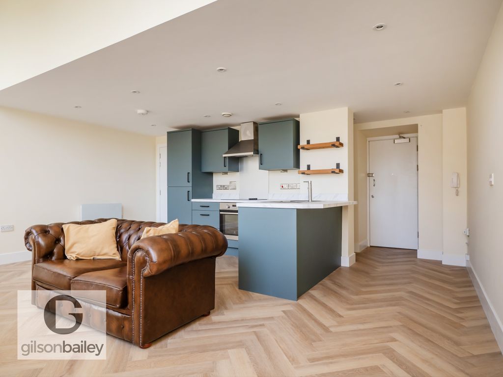 Property photo 3 of 12 39Benjamingoochway-7