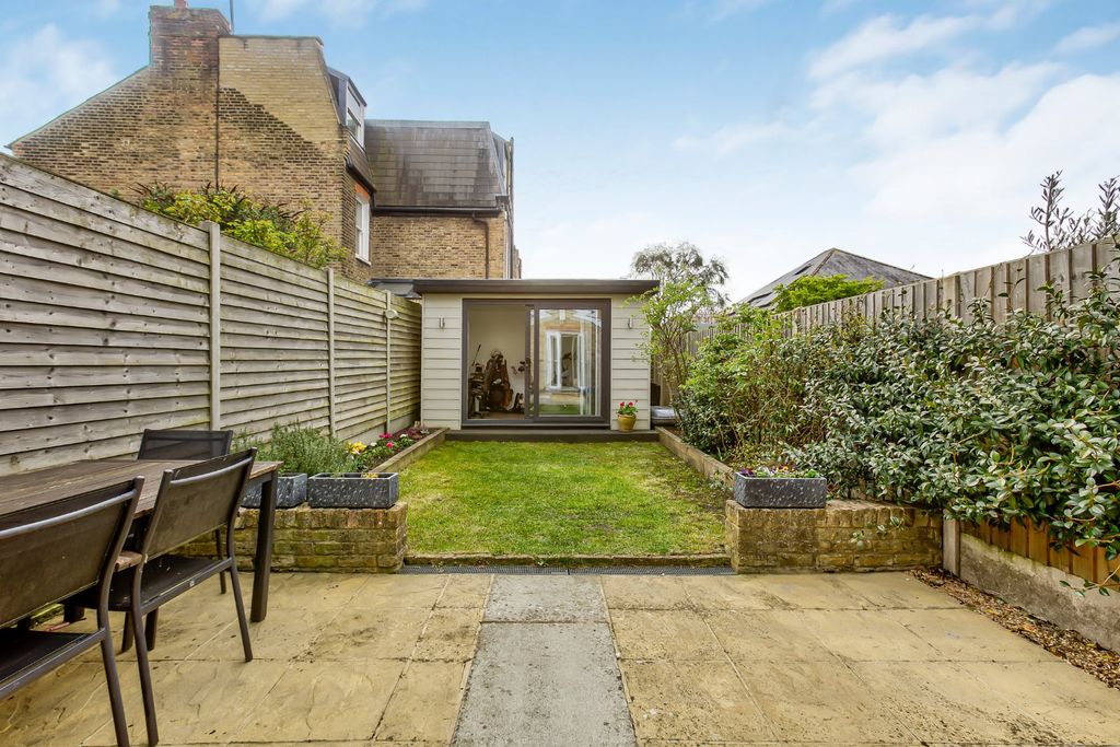 Property photo 3 of 14 Picture No. 99