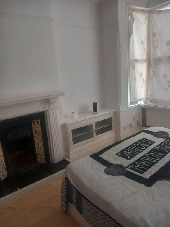 Property photo 1 of 4