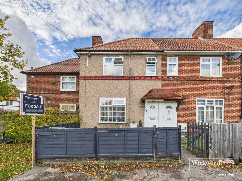 Property photo 1 of 7 External