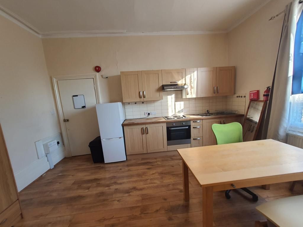 Property photo 3 of 3