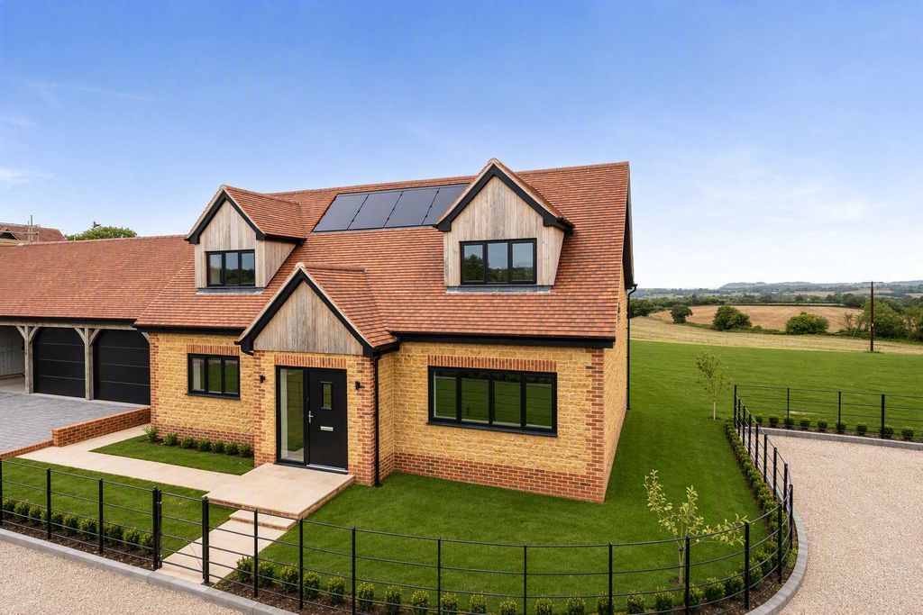Property photo 1 of 11 Picture No. 39