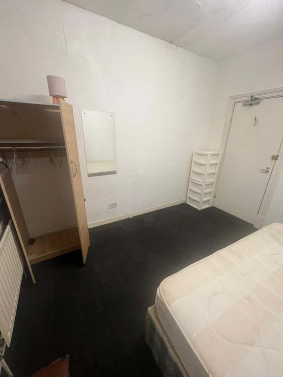 Property photo 2 of 3