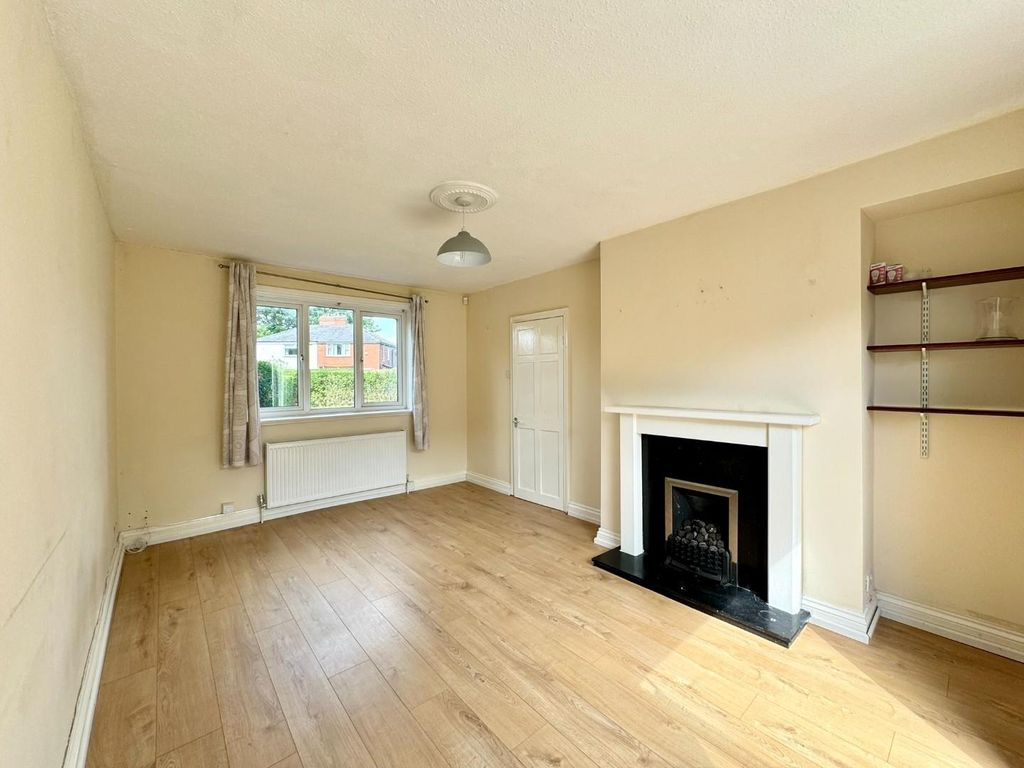 Property photo 3 of 25