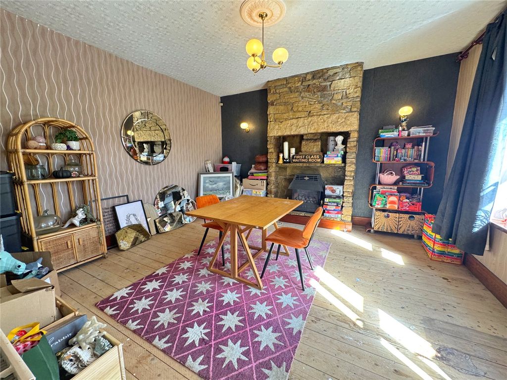 Property photo 3 of 19 Picture No. 18