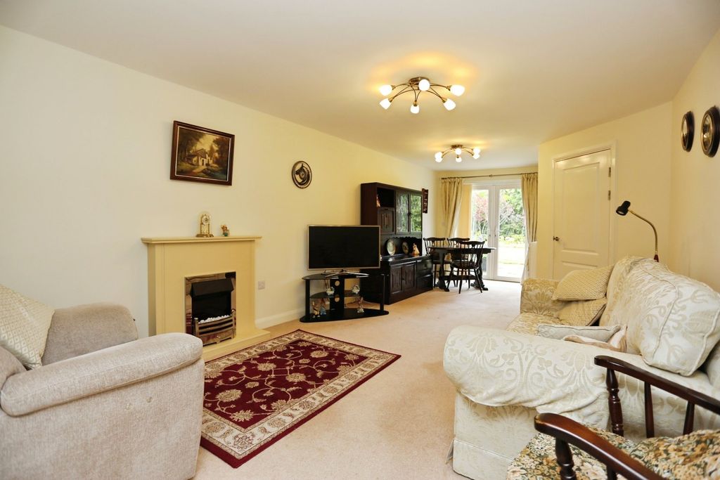 Property photo 3 of 17 Picture No. 05