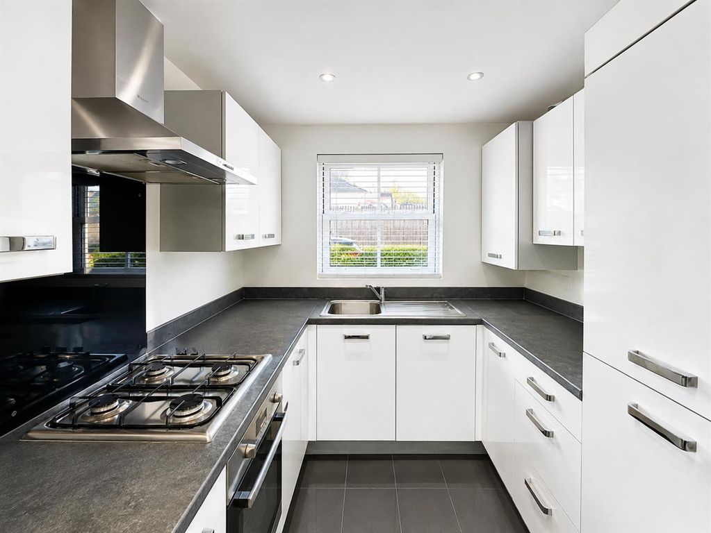 Property photo 3 of 12 1.Png