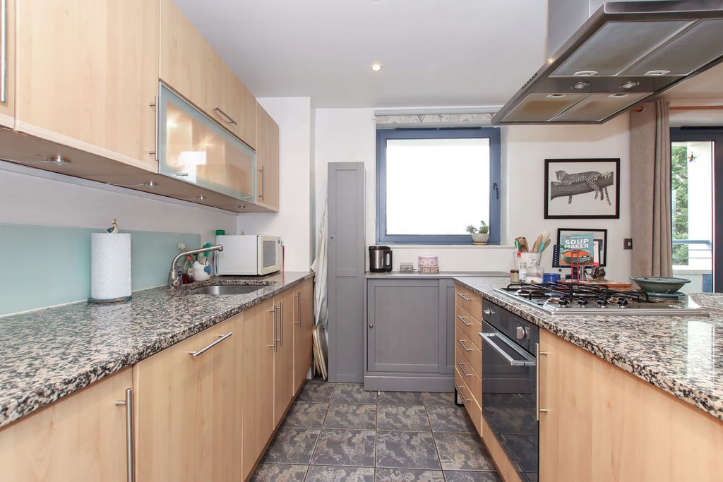 Property photo 2 of 18 Photo 13