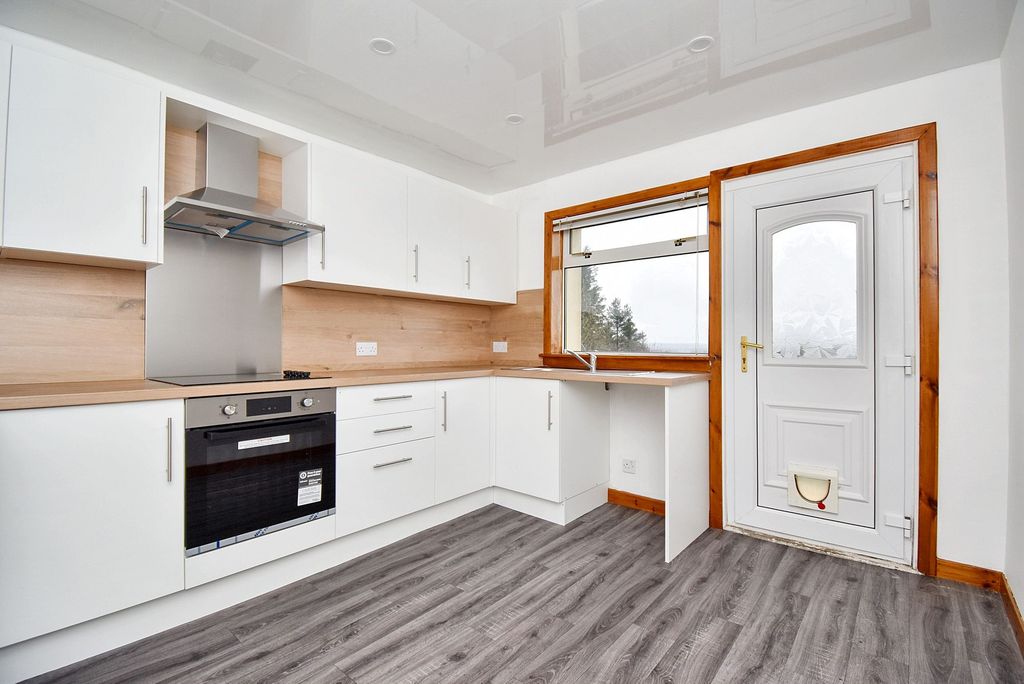 Property photo 3 of 12 Kitchen Angle 1