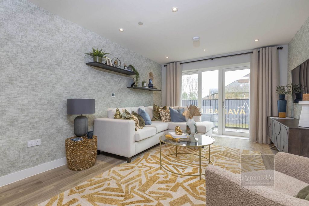 Property photo 2 of 14