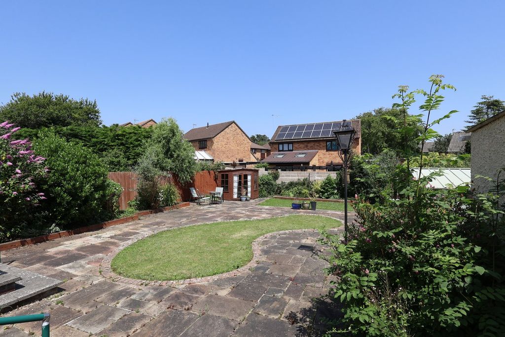 Property photo 2 of 16